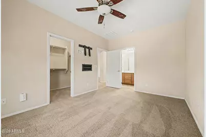 1652 W Straight Arrow Lane, Phoenix, AZ 85085 - Photo 13