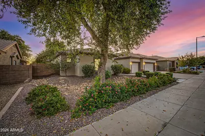 5610 S Eucalyptus Place, Chandler, AZ 85249 - Photo 3