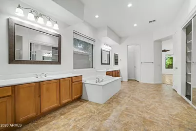 5610 S Eucalyptus Place, Chandler, AZ 85249 - Photo 37