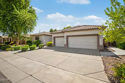5610 S Eucalyptus Place, Chandler, AZ 85249 - Photo 9