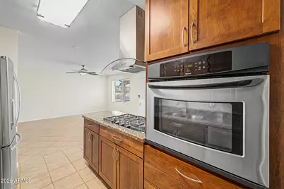11837 N 22nd Place, Phoenix, AZ 85028 - Photo 13