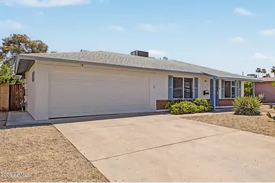 11837 N 22nd Place, Phoenix, AZ 85028 - Photo 5