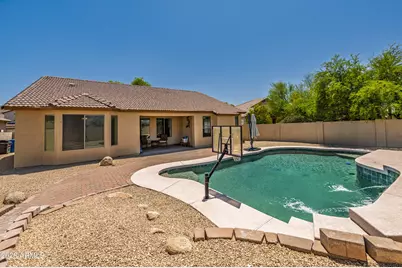 1826 E Valencia Drive, Phoenix, AZ 85042 - Photo 5