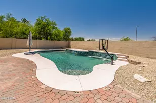 1826 E Valencia Dr, Phoenix, AZ 85042 - Photo 31