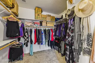 1826 E Valencia Dr, Phoenix, AZ 85042 - Photo 27