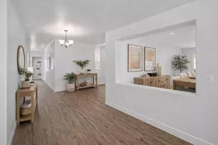 1365 E Betsy Ln, Gilbert, AZ 85296 - Photo 5