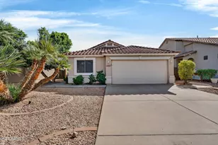 1365 E Betsy Ln, Gilbert, AZ 85296 - Photo 3