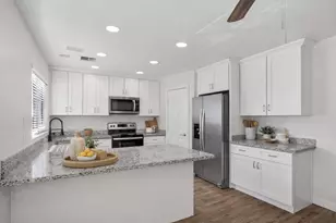 1365 E Betsy Ln, Gilbert, AZ 85296 - Photo 9