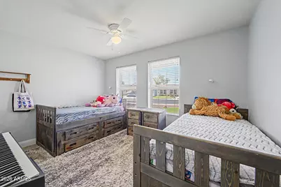 427 W Spur Avenue, Gilbert, AZ 85233 - Photo 25