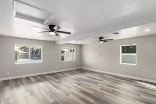4402 E Mitchell Dr, Phoenix, AZ 85018 - Photo 17