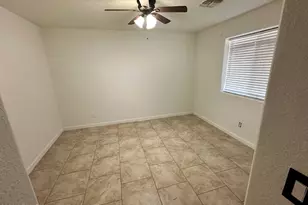 8807 W Catalina Dr, Phoenix, AZ 85037 - Photo 3