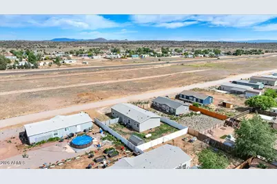 24460 N Marblehead Avenue, Paulden, AZ 86334 - Photo 29