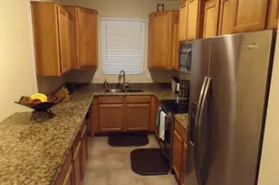 4388 E Selena Dr, Phoenix, AZ 85050 - Photo 11