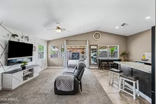 3223 W Salter Dr, Phoenix, AZ 85027 - Photo 11