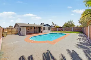 9822 N 47th Dr, Glendale, AZ 85302 - Photo 25