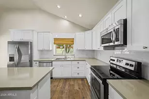 9251 E Jenan Dr, Scottsdale, AZ 85260 - Photo 17
