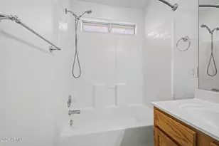 4135 E Anderson Dr, Phoenix, AZ 85032 - Photo 25