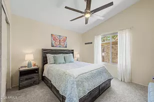 1037 S Scallop Dr, Gilbert, AZ 85233 - Photo 19