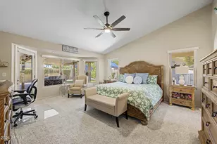 1037 S Scallop Dr, Gilbert, AZ 85233 - Photo 13