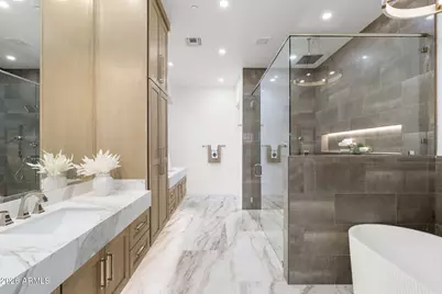 11221 E Greenway Road, Scottsdale, AZ 85255 - Photo 15