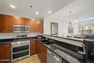 16 W Encanto Blvd, Phoenix, AZ 85003 - Photo 9