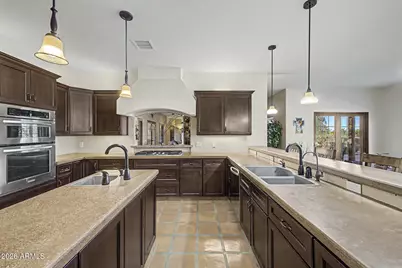 8660 W Mission Hills Drive, Arizona City, AZ 85123 - Photo 19