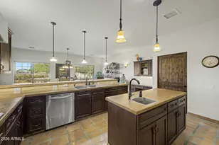 8660 W Mission Hills Dr, Arizona City, AZ 85123 - Photo 21
