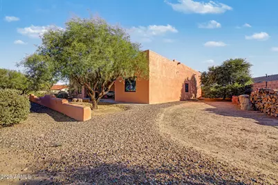 8660 W Mission Hills Drive, Arizona City, AZ 85123 - Photo 53