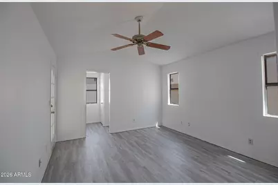 2046 W Columbine Drive, Phoenix, AZ 85029 - Photo 17