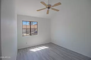 2046 W Columbine Dr, Phoenix, AZ 85029 - Photo 15