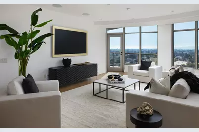 2402 E Esplanade Lane #Unit 902, Phoenix, AZ 85016 - Photo 5