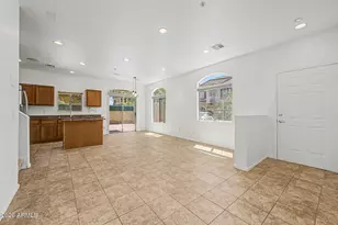 2725 E Mine Creek Rd, Phoenix, AZ 85024 - Photo 3