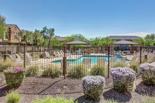 2725 E Mine Creek Rd, Phoenix, AZ 85024 - Photo 25