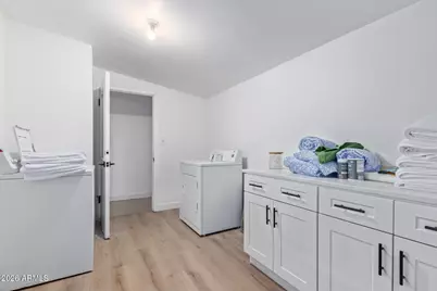 1535 W Lawrence Road, Phoenix, AZ 85015 - Photo 15