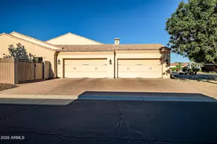 2914 E Portola Valley Dr, Gilbert, AZ 85297 - Photo 63
