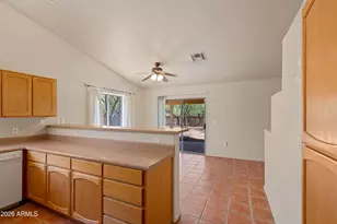 6222 S Calle De La Rosa Rd, Hereford, AZ 85615 - Photo 9