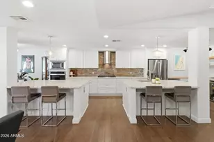 2945 N 47th Pl, Phoenix, AZ 85018 - Photo 5