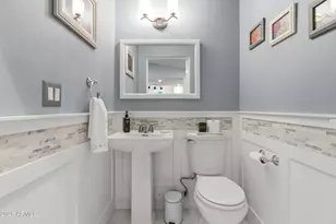 2945 N 47th Pl, Phoenix, AZ 85018 - Photo 25