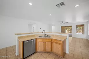 1518 N Desert Willow Ave, Casa Grande, AZ 85122 - Photo 11
