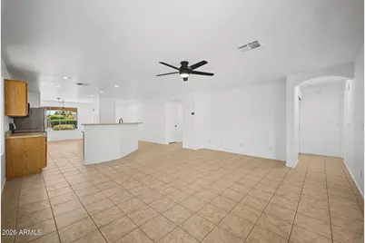 1518 N Desert Willow Avenue, Casa Grande, AZ 85122 - Photo 5