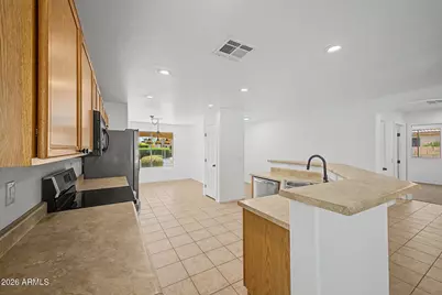 1518 N Desert Willow Avenue, Casa Grande, AZ 85122 - Photo 7