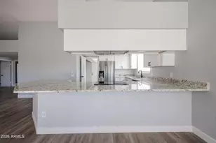 3951 E Waltann Ln, Phoenix, AZ 85032 - Photo 17