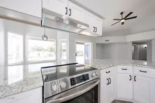 3951 E Waltann Ln, Phoenix, AZ 85032 - Photo 19