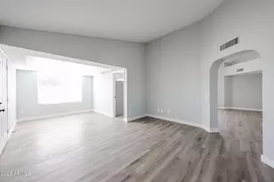 3951 E Waltann Ln, Phoenix, AZ 85032 - Photo 23