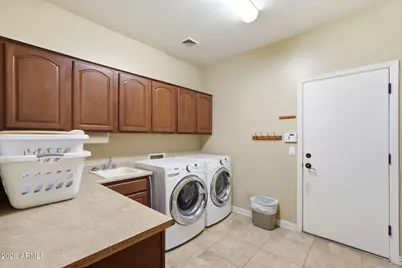 11427 E Stanton Circle, Mesa, AZ 85212 - Photo 39