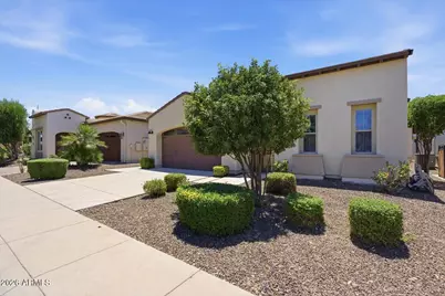 557 E Laddoos Avenue, San Tan Valley, AZ 85140 - Photo 3