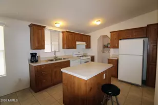 615 W 1st Ave, Miami, AZ 85539 - Photo 11