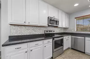 6517 W Yellow Bird Ln, Phoenix, AZ 85083 - Photo 7