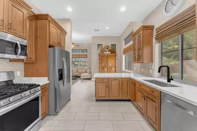 14265 W Lexington Avenue, Goodyear, AZ 85395 - Photo 11