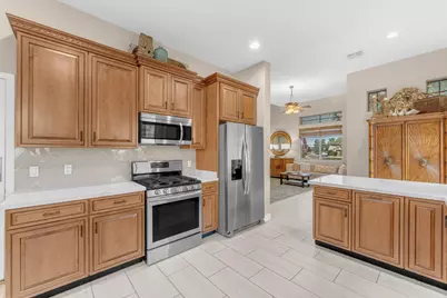 14265 W Lexington Avenue, Goodyear, AZ 85395 - Photo 9